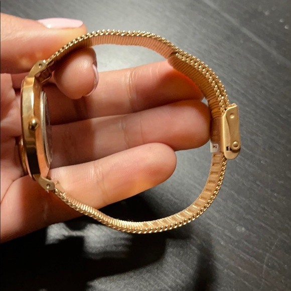 Daniel Wellington rose gold watch